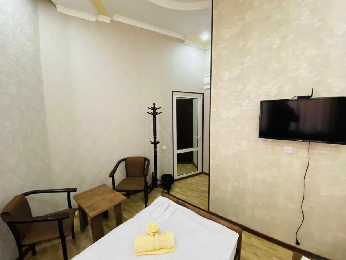 Rahat Inn Hotel タシュケント エクステリア 写真