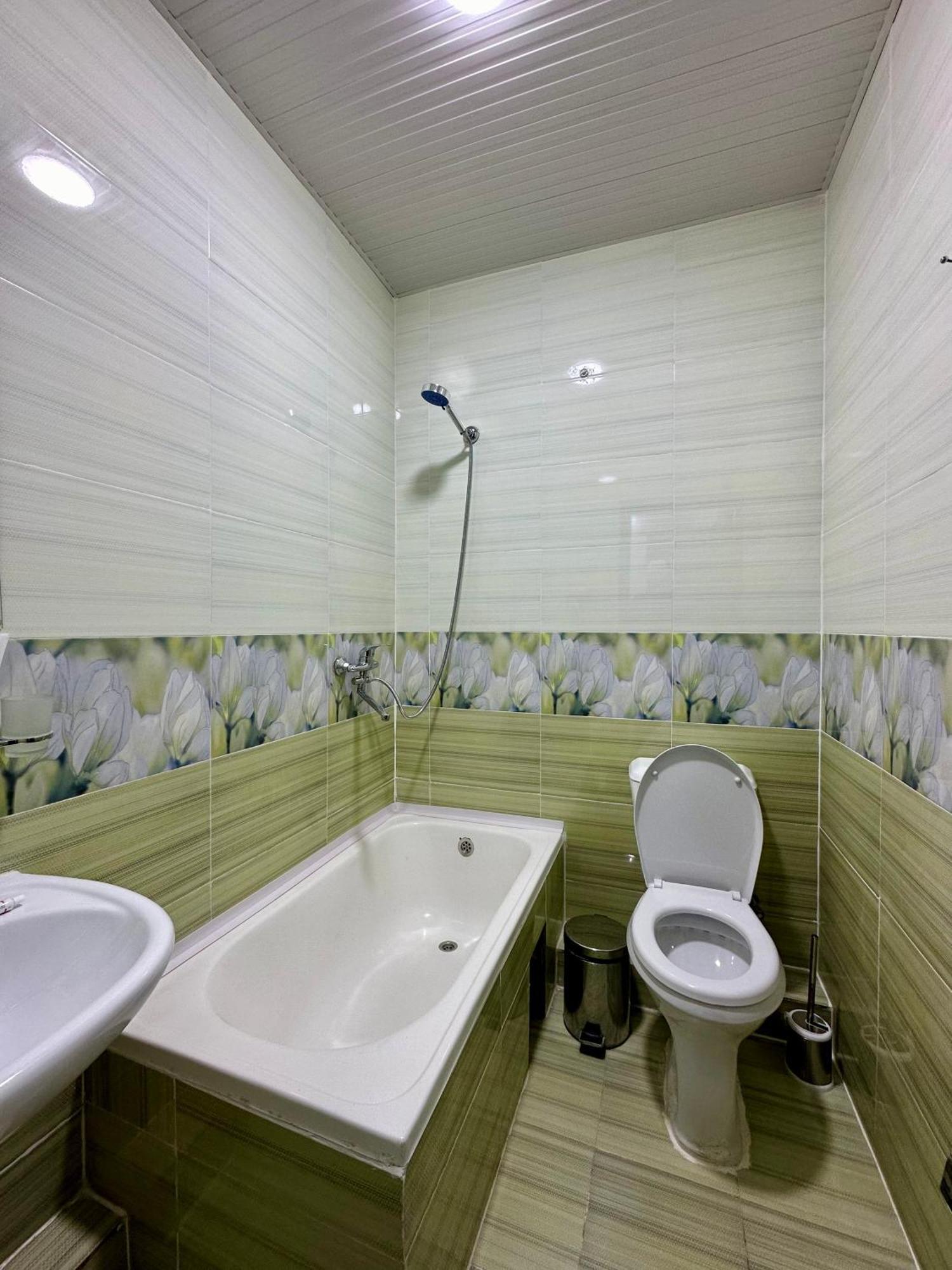 Rahat Inn Hotel タシュケント エクステリア 写真